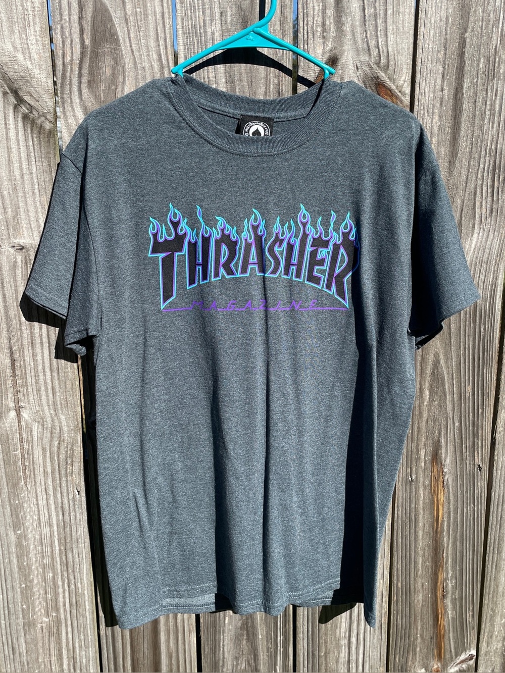 Thrasher Flame Logo Blue Gray Men's Medium Short Sleeve Crew Neck T-Shirt